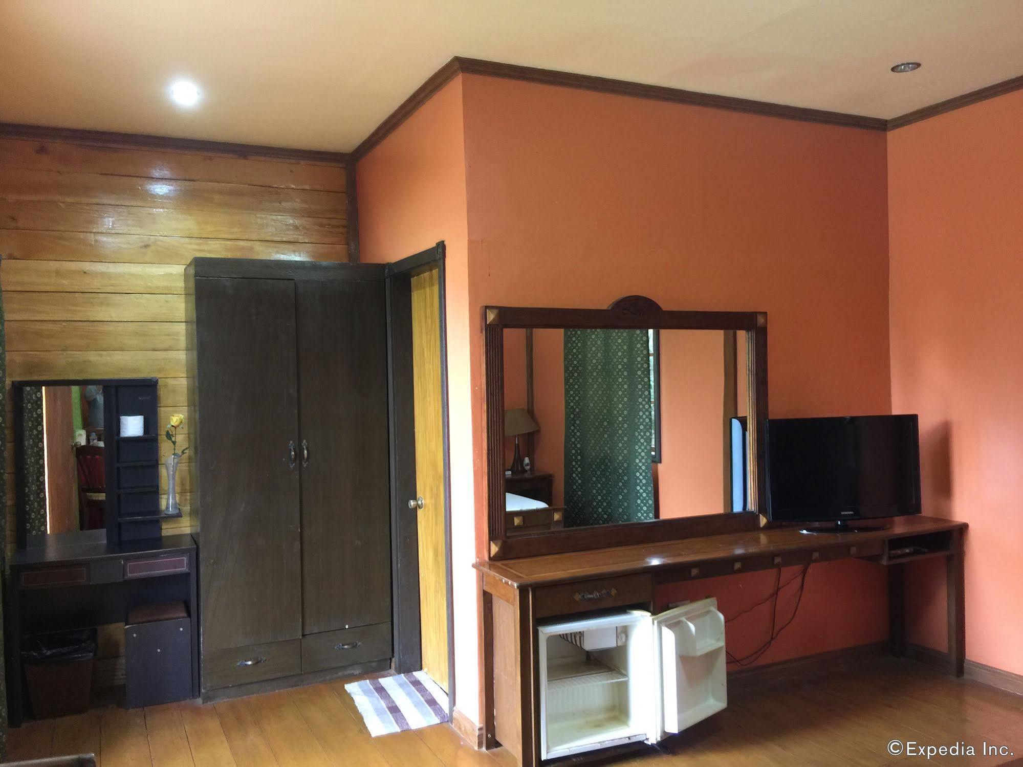 Oyo 435 La Veranda Beach Resort Panglao Eksteriør billede