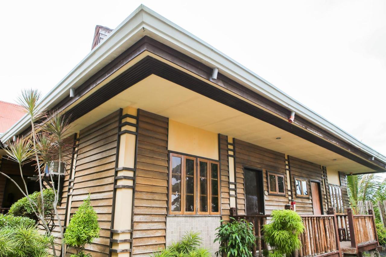 Oyo 435 La Veranda Beach Resort Panglao Eksteriør billede
